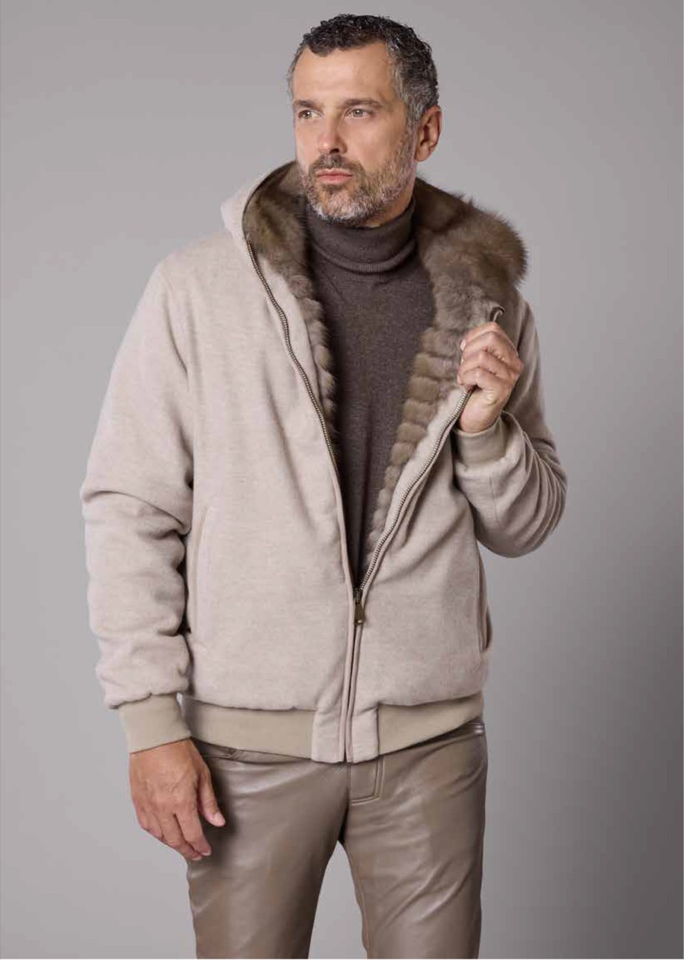 Capo in pelliccia uomo collezione 2026 — look 2